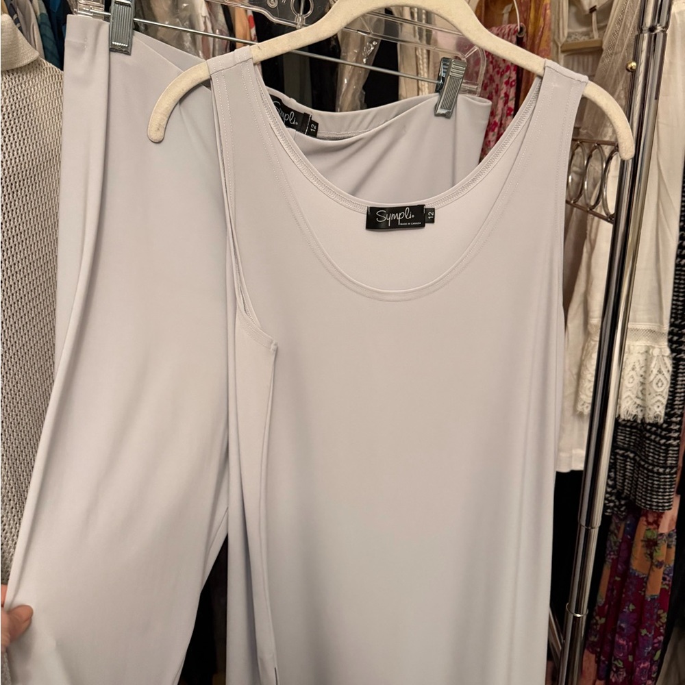 SYMPLI SET !!!  Light Gray SET!!! Leggings size 12 & Top size 12 ( like new)